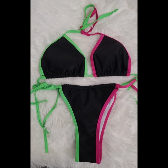 Brazilian style Women's Color Block Halter Tr - Picture 2 of 8